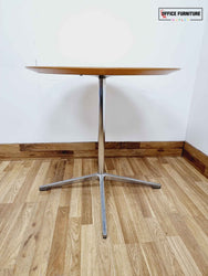 Allermuir Table with Set of Two Chairs