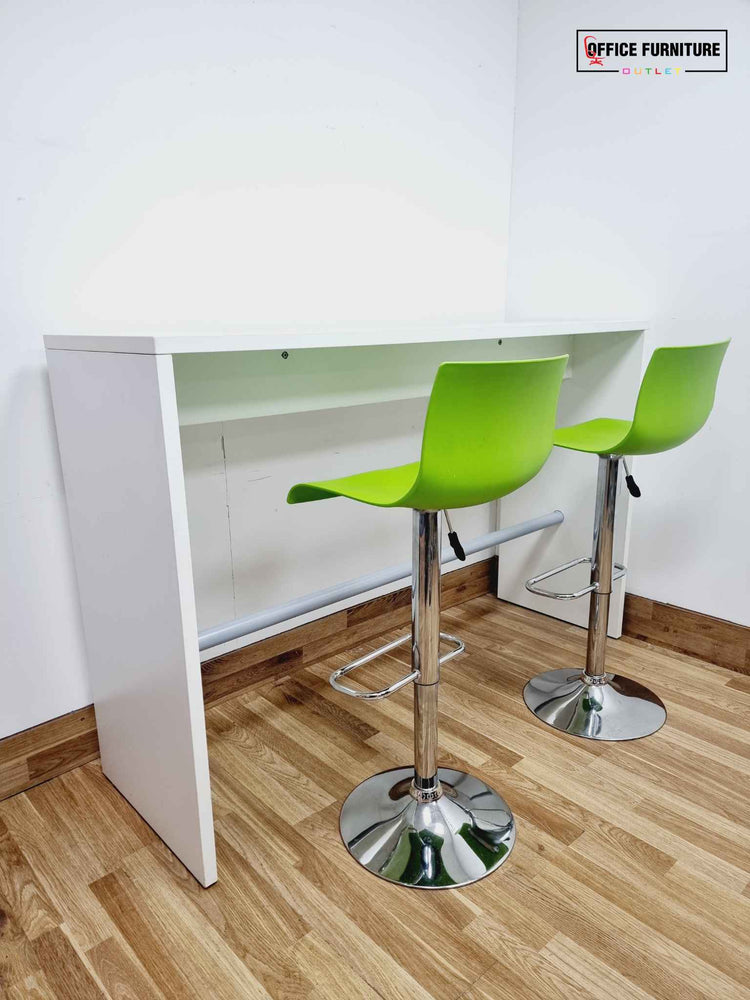 Breakfast Bar Table with Lime Stools