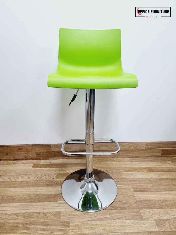 Breakfast Bar Table with Lime Stools