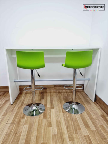 Breakfast Bar Table with Lime Stools