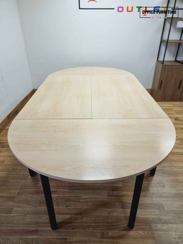 Maple Meeting Room Table Set