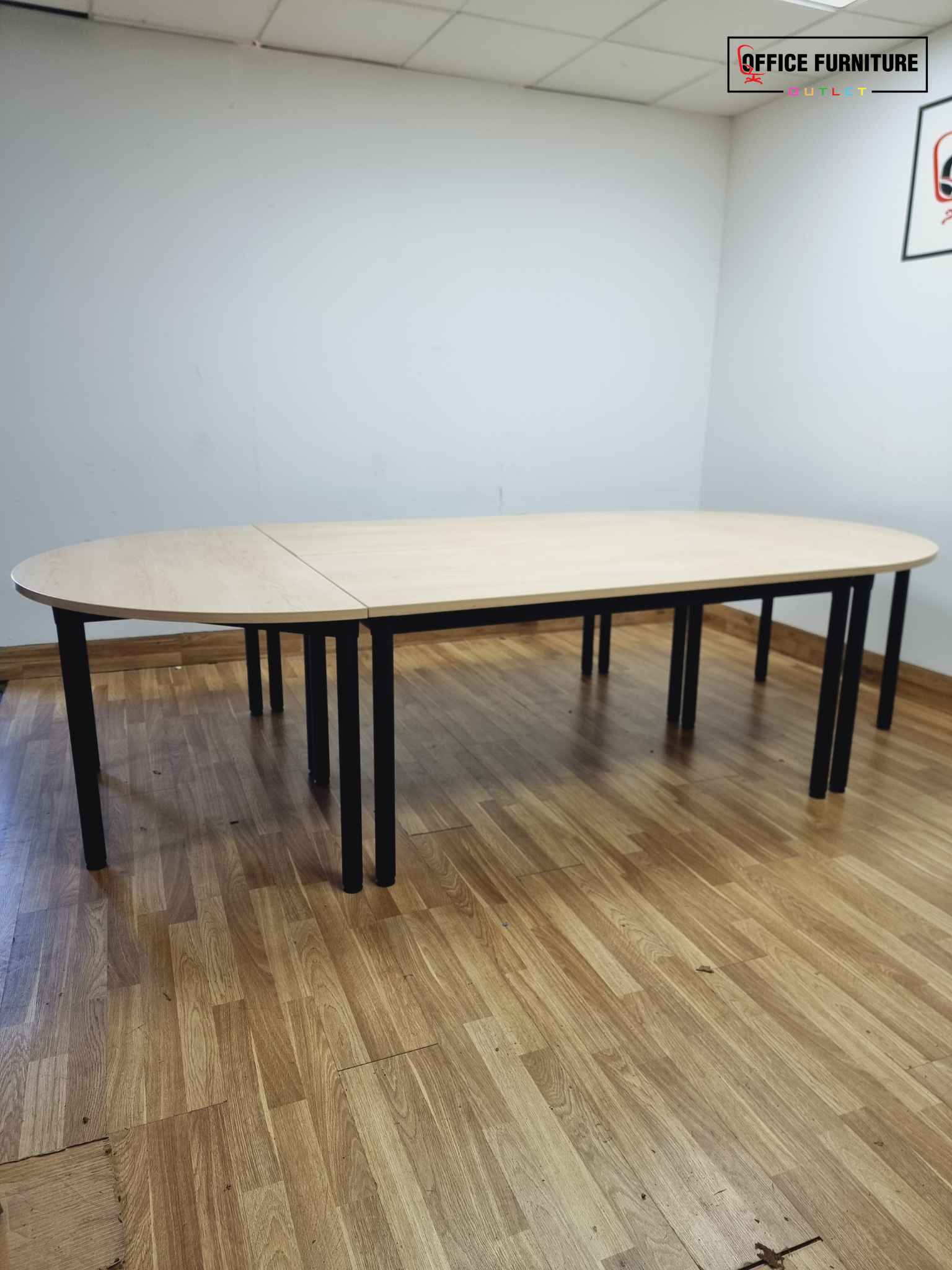 Maple Meeting Room Table Set