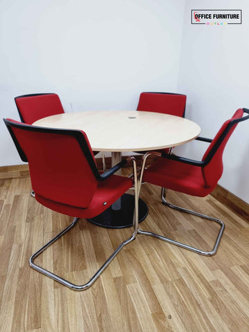 Round Four Seater Maple Meeting Table With Chairs (120cm)