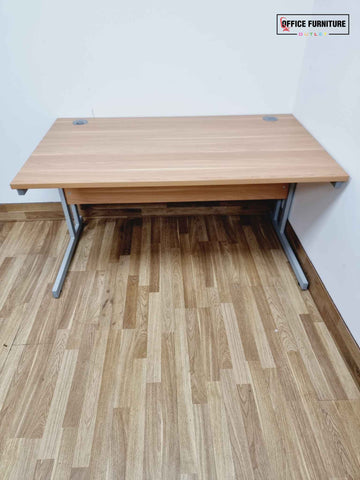 Beech Grain Straight Office Desk (140cm x 80cm)