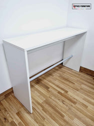 Breakfast Bar Table with Lime Stools