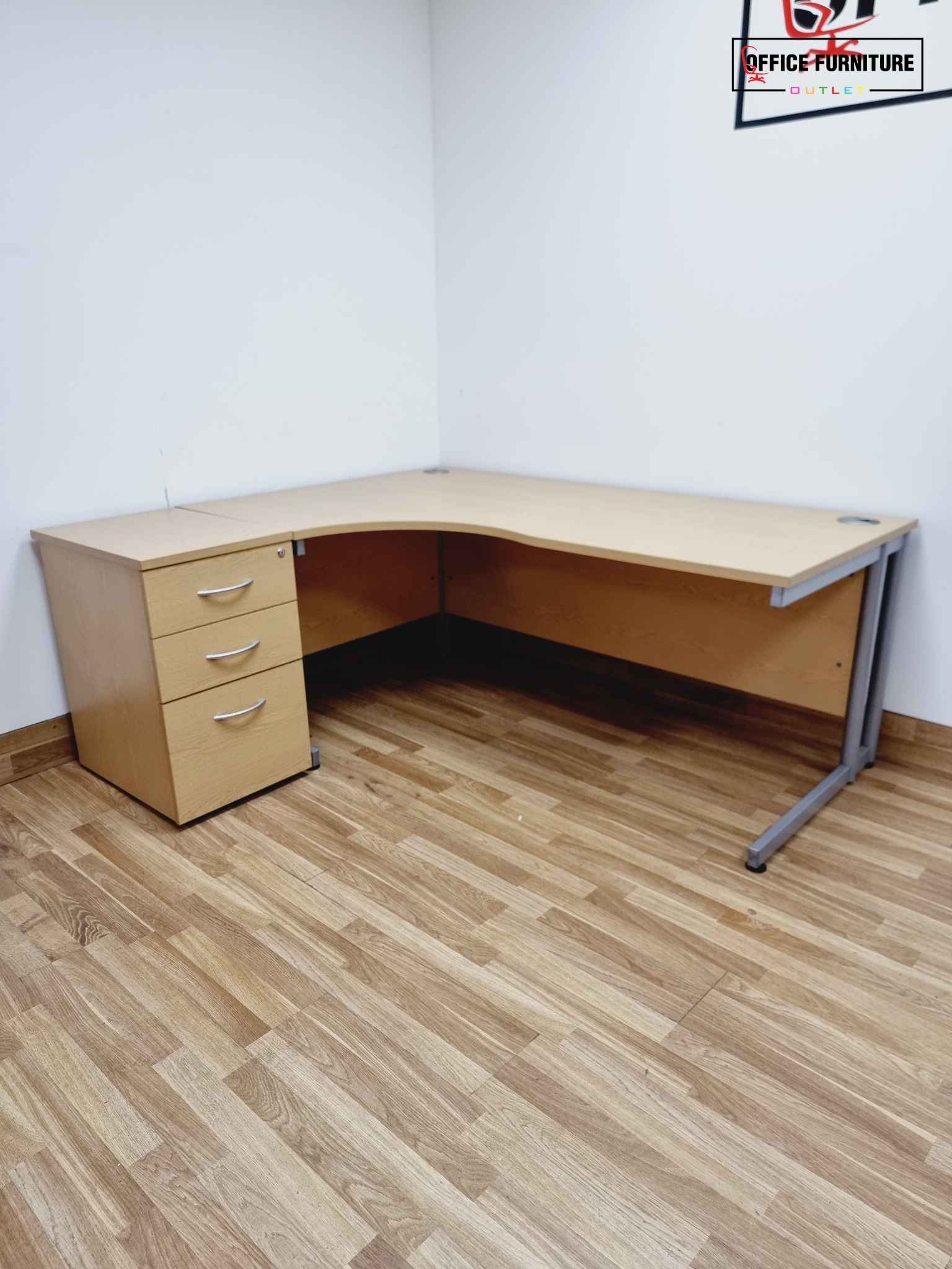 Oak Coloured Corner Office Desk with Pedestal (180cm x 160cm)