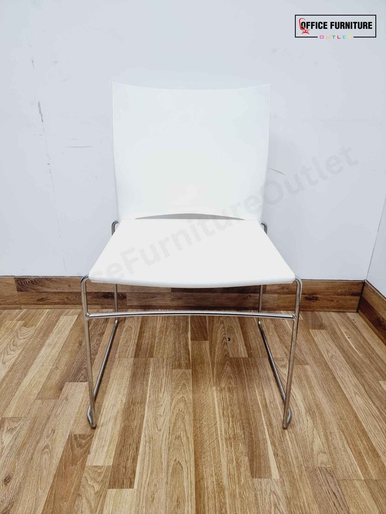 Set of Two Connection Stackable Chairs