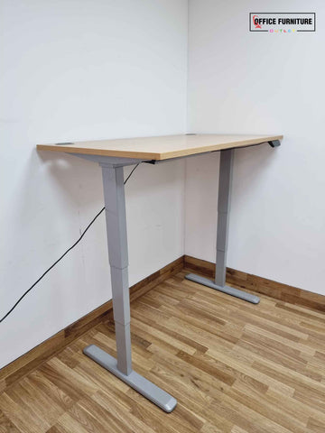 Electric Height Adjustable Oak Desk (140cm X 80cm)