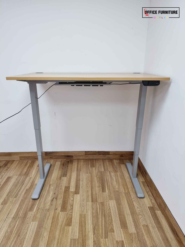 Electric Height Adjustable Oak Desk (140cm X 80cm)