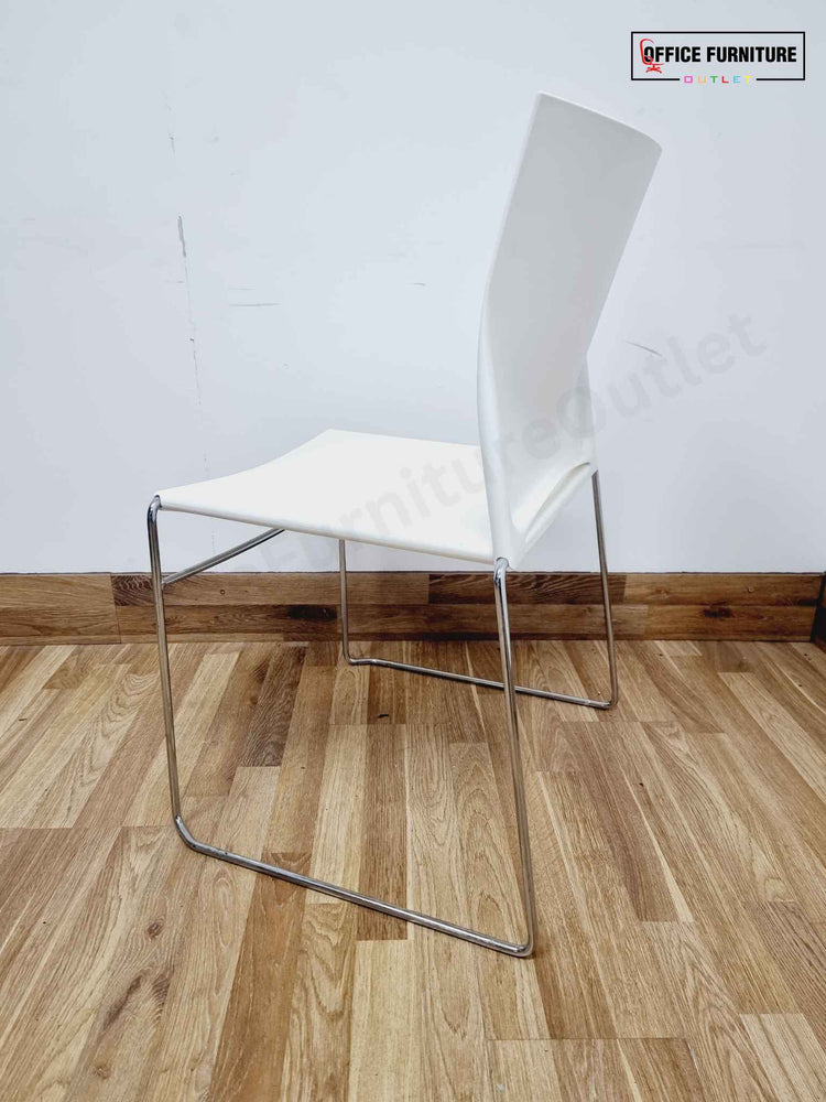 Set of Two Connection Stackable Chairs