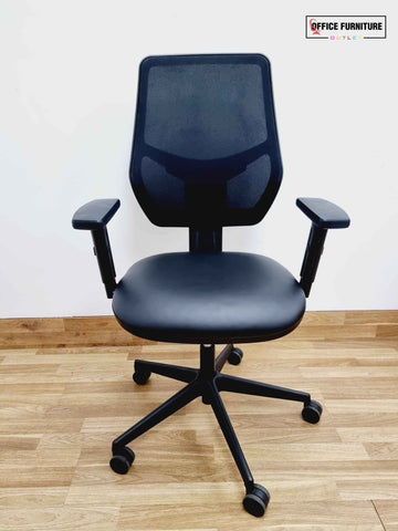 Senator Torasen Meteor Mesh Task Chair - Leather Seat