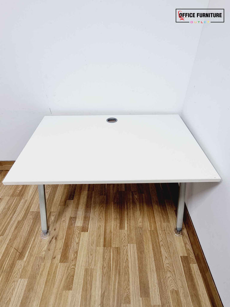 Straight White Senator Office Desk (120cm x 80cm)